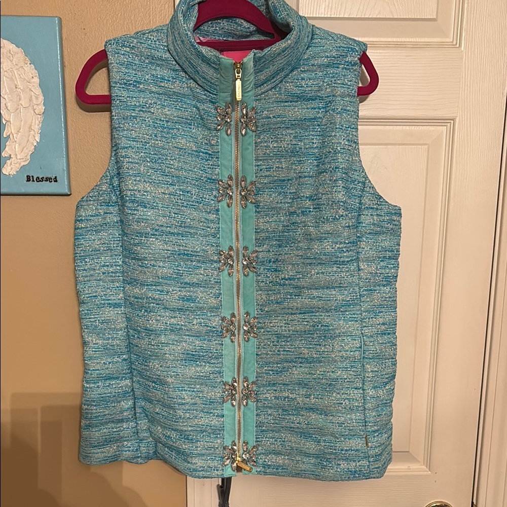 Beautiful EEUC Lilly Pulitzer Noella Vest. Offers accepted.